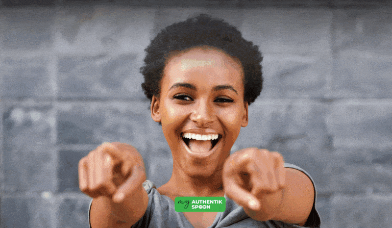 Smiling woman pointing directly at the camera, promoting the “5-Day Body Reset Challenge – September edition” happening from 21st to 26th September 2025, with free registration by MyAuthentikSpoon.